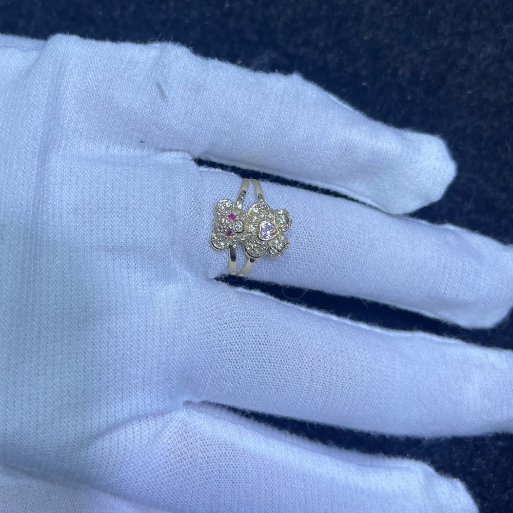 14kt gold teddy bear ring!! Size 7